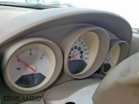 2008 Dodge Caliber SE z VIN 1B3HB28B58D720852, wystawiony jako Copart lot #63872765 z przebiegiem Nie podano mil oraz Szkoda całkowita • Salvage title. Historia ofert i sprzedaży dostępna na DreamBid. Obrazek 9.