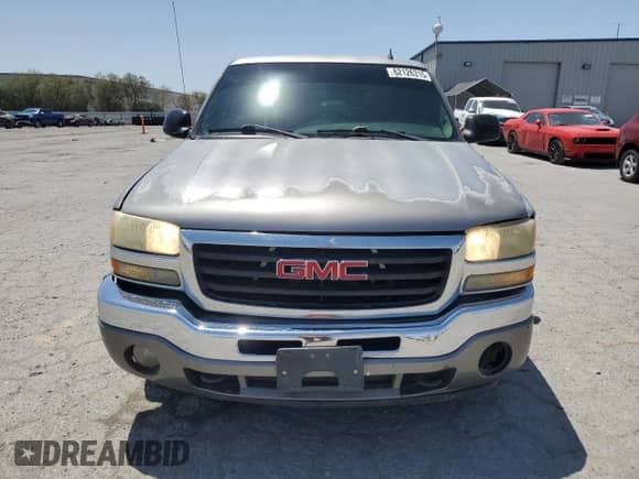 2006 GMC Sierra 1500 SLE2 with VIN 2GTEC13Z061277788, listed as a Copart auction lot 62126315 with 186,271 mi miles and Salvage title. Bid and sale history available at DreamBid. Image 5.