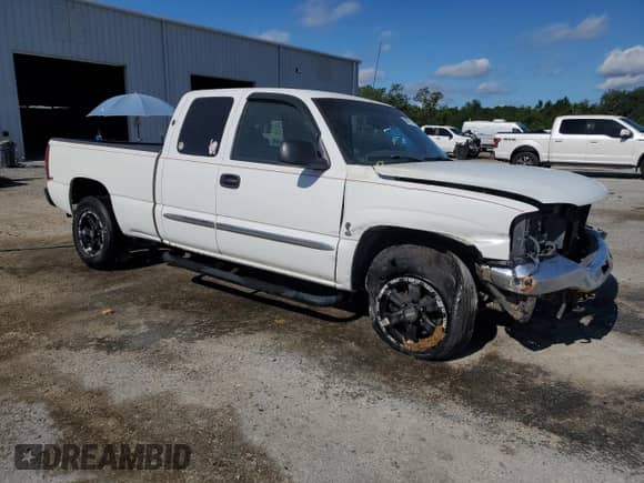 2006 GMC Sierra 1500 SLE1 z VIN 1GTEK19B86Z287599, wystawiony jako Copart lot #65679115 z przebiegiem 268 037 mil mil oraz Szkoda całkowita • Salvage title. Historia ofert i sprzedaży dostępna na DreamBid. Obrazek 4.
