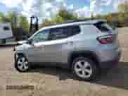 2018 Jeep Compass Latitude z VIN 3C4NJDBB8JT354863, wystawiony jako Copart lot #85850875 z przebiegiem 92 084 mil mil oraz Szkoda całkowita • Salvage title. Historia ofert i sprzedaży dostępna na DreamBid. Obrazek 2.