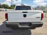 2022 Ram 1500 Warlock z VIN 1C6RR7LG4NS244123, wystawiony jako Copart lot #70457405 z przebiegiem 72 633 mil mil oraz Szkoda całkowita • Salvage title. Historia ofert i sprzedaży dostępna na DreamBid. Obrazek 6.