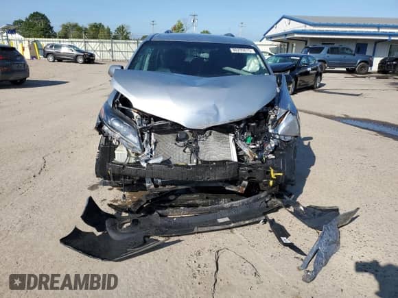 2015 Toyota Sienna SE with VIN 5TDXK3DC0FS567474, listed as a Copart auction lot 80295615 with 93,112 mi miles and Salvage title. Bid and sale history available at DreamBid. Image 5.