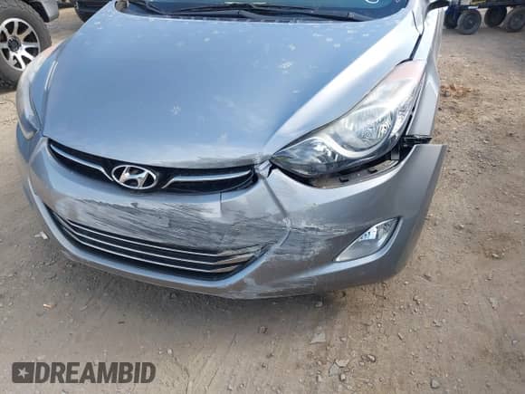 2013 Hyundai Elantra GLS z VIN KMHDH4AE8DU740224, wystawiony jako IAAI lot #41898754 z przebiegiem 61 431 mil mil oraz . Historia ofert i sprzedaży dostępna na DreamBid. Obrazek 12.