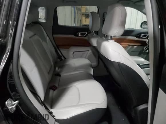 2022 Jeep Compass Limited with VIN 3C4NJDCB7NT113249, listed as a Copart auction lot 85197645 with 37,158 mi miles and Salvage title. Bid and sale history available at DreamBid. Image 11.