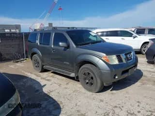 2005 Nissan Pathfinder SE with VIN 5N1AR18U75C716208, listed as a IAAI auction lot 42449063 with 166,108 mi miles and . Bid and sale history available at DreamBid. Image 1.