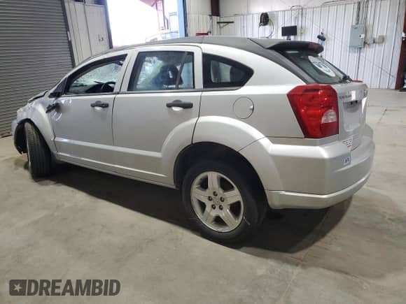 2008 Dodge Caliber SXT z VIN 1B3HB48B28D747485, wystawiony jako Copart lot #61146155 z przebiegiem 114 408 mil mil oraz Czysty tytuł • Clean title. Historia ofert i sprzedaży dostępna na DreamBid. Obrazek 2.