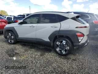 2024 Hyundai Kona SEL с VIN KM8HC3AB9RU083120, выставлен на аукционе Copart как лот 74905384 с пробегом Не указан миль и На запчасти • Non repairable. История ставок и продаж доступна на DreamBid. Изображение 2.