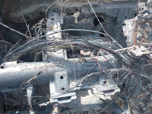 2016 Toyota Camry XLE с VIN 4T1BF1FK9GU518175, выставлен на аукционе IAAI как лот 43121898 с пробегом Не указан миль и . История ставок и продаж доступна на DreamBid. Изображение 7.