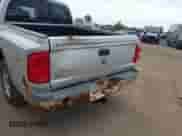 2008 Dodge Dakota SLT с VIN 1D7HW48K48S594449, выставлен на аукционе IAAI как лот 43057865 с пробегом 252 817 миль миль и . История ставок и продаж доступна на DreamBid. Изображение 6.