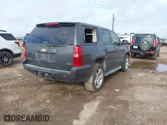 2010 Chevrolet Tahoe LT с VIN 1GNUCBE01AR282456, выставлен на аукционе IAAI как лот 42696291 с пробегом 156 435 миль миль и . История ставок и продаж доступна на DreamBid. Изображение 4.