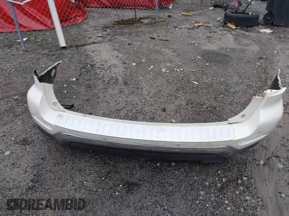 2017 Nissan Pathfinder SL with VIN 5N1DR2MN9HC646104, listed as a IAAI auction lot 42358443 with 146,902 mi miles and . Bid and sale history available at DreamBid. Image 12.