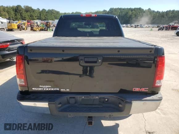 2012 GMC Sierra 1500 SLE with VIN 3GTP1VE00CG190643, listed as a Copart auction lot 86517935 with 241,514 mi miles and Clean title. Bid and sale history available at DreamBid. Image 6.