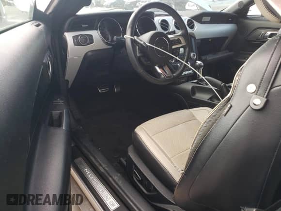 2016 Ford Mustang EcoBoost with VIN 1FA6P8TH2G5223861, listed as a Copart auction lot 84037045 with 62,993 mi miles and Salvage title. Bid and sale history available at DreamBid. Image 8.