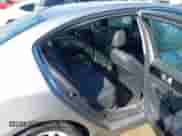 2013 Hyundai Genesis 3.8L с VIN KMHGC4DD6DU243333, выставлен на аукционе IAAI как лот 43281540 с пробегом 40 879 миль миль и . История ставок и продаж доступна на DreamBid. Изображение 8.