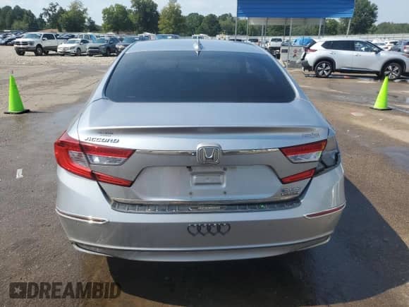 2018 Honda Accord Touring with VIN 1HGCV3F90JA014211, listed as a Copart auction lot 69659045 with 65,883 mi miles and Salvage title. Bid and sale history available at DreamBid. Image 6.