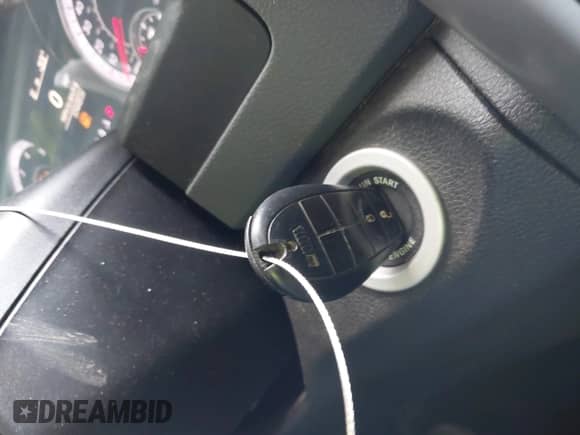 2019 Ram 1500 SLT z VIN 1C6RR7TT5KS714118, wystawiony jako IAAI lot #41865327 z przebiegiem 104 491 mil mil oraz . Historia ofert i sprzedaży dostępna na DreamBid. Obrazek 11.