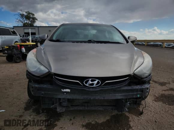 2013 Hyundai Elantra Limited z VIN 5NPDH4AE6DH311467, wystawiony jako Copart lot #70852475 z przebiegiem 228 971 mil mil oraz Szkoda całkowita • Salvage title. Historia ofert i sprzedaży dostępna na DreamBid. Obrazek 5.