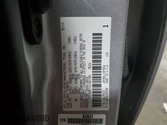 2019 Toyota Tundra SR с VIN 5TFUM5F1XKX081988, выставлен на аукционе Copart как лот 54347595 с пробегом 169 466 миль миль и Списание • Salvage title. История ставок и продаж доступна на DreamBid. Изображение 12.