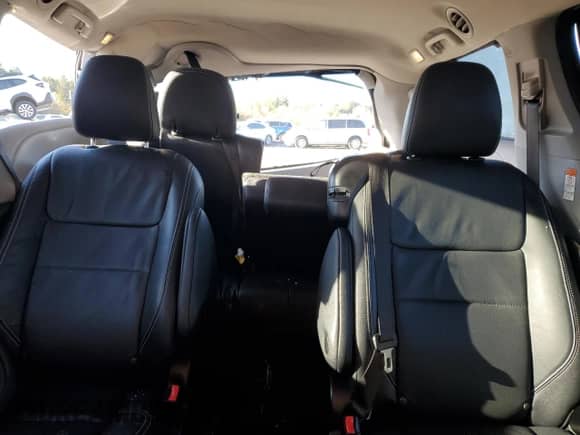 2017 Toyota Sienna SE with VIN 5TDXZ3DC9HS848218, listed as a Copart auction lot 87242205 with 120,588 mi miles and Salvage title. Bid and sale history available at DreamBid. Image 10.