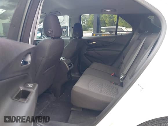 2021 Chevrolet Equinox LT z VIN 3GNAXUEV9MS127878, wystawiony jako IAAI lot #43163505 z przebiegiem 70 478 mil mil oraz . Historia ofert i sprzedaży dostępna na DreamBid. Obrazek 8.