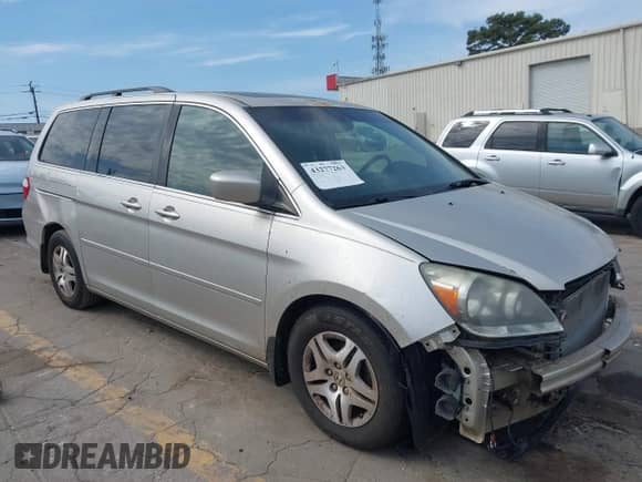 2007 Honda Odyssey Touring with VIN 5FNRL38807B043453, listed as a IAAI auction lot 43277263 with 175,132 mi miles and . Bid and sale history available at DreamBid. Image 1.