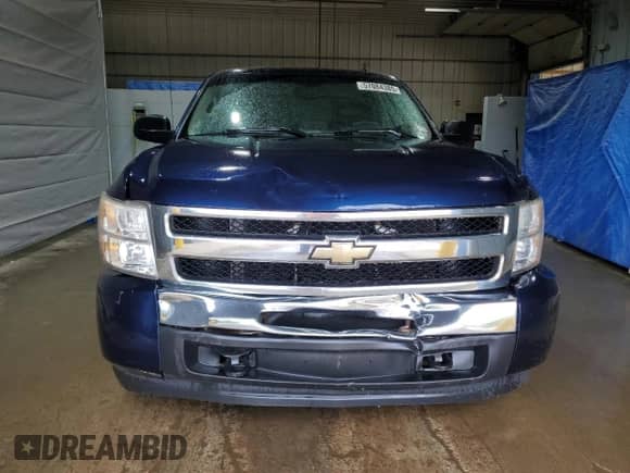2011 Chevrolet Silverado 1500 LT z VIN 3GCPKSEA0BG130090, wystawiony jako Copart lot #57084385 z przebiegiem 113 978 mil mil oraz Szkoda całkowita • Salvage title. Historia ofert i sprzedaży dostępna na DreamBid. Obrazek 5.