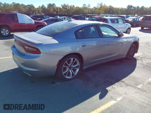 2015 Dodge Charger RT с VIN 2C3CDXCT8FH729372, выставлен на аукционе IAAI как лот 43581077 с пробегом 245 098 миль миль и . История ставок и продаж доступна на DreamBid. Изображение 4.