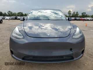 2022 Tesla Model Y Performance with VIN 7SAYGDEF0NF554542, listed as a Copart auction lot 64742054 with 38,645 mi miles and Salvage title. Bid and sale history available at DreamBid. Image 5.