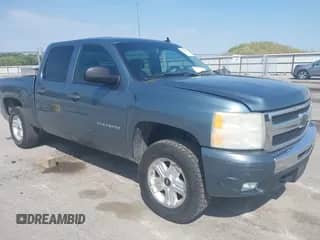 2011 Chevrolet Silverado 1500 LT with VIN 3GCPKSE36BG216473, listed as a IAAI auction lot 43103085 with 271,407 mi miles and . Bid and sale history available at DreamBid. Image 1.