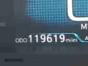 2018 Toyota Prius Plus z VIN JTDKARFP6J3073923, wystawiony jako IAAI lot #42580231 z przebiegiem 119 619 mil mil oraz . Historia ofert i sprzedaży dostępna na DreamBid. Obrazek 16.