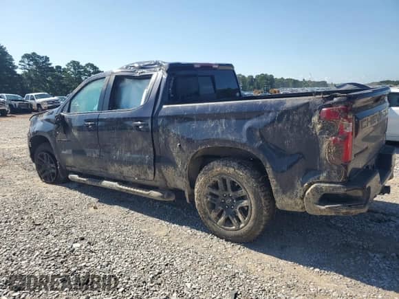 2023 Chevrolet Silverado 1500 RST с VIN 2GCUDEED8P1119928, выставлен на аукционе Copart как лот 64050205 с пробегом 43 551 миль миль и Списание • Salvage title. История ставок и продаж доступна на DreamBid. Изображение 2.