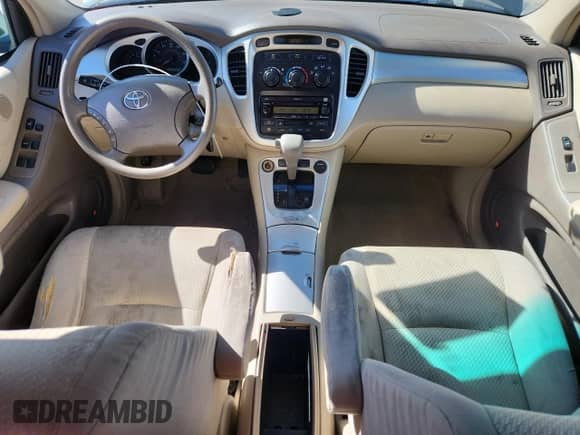 2005 Toyota Highlander with VIN JTEEP21A150089651, listed as a Copart auction lot 84949005 with 169,498 mi miles and Salvage title. Bid and sale history available at DreamBid. Image 8.