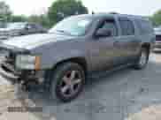 2011 Chevrolet Suburban LT с VIN 1GNSKJE34BR215365, выставлен на аукционе IAAI как лот 42920037 с пробегом 191 776 миль миль и . История ставок и продаж доступна на DreamBid. Изображение 2.