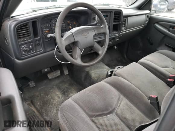 2006 Chevrolet Silverado 1500 Work Truck с VIN 3GCEC14V26G151645, выставлен на аукционе Copart как лот 49298165 с пробегом 107 504 миль миль и Списание • Salvage title. История ставок и продаж доступна на DreamBid. Изображение 8.