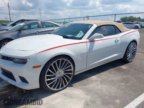 2014 Chevrolet Camaro LT с VIN 2G1FC3D35E9150070, выставлен на аукционе IAAI как лот 43095393 с пробегом 185 602 миль миль и . История ставок и продаж доступна на DreamBid. Изображение 2.