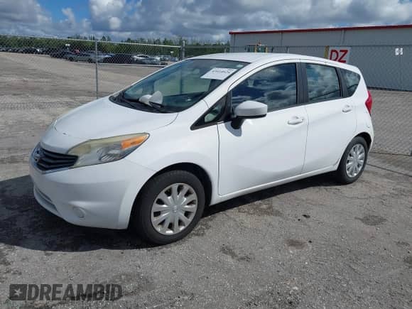 2016 Nissan Note SV z VIN 3N1CE2CP8GL365898, wystawiony jako IAAI lot #43414624 z przebiegiem 123 429 mil mil oraz . Historia ofert i sprzedaży dostępna na DreamBid. Obrazek 2.