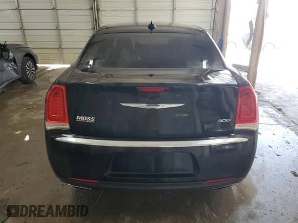 2016 Chrysler 300 Limited с VIN 2C3CCAAG4GH298567, выставлен на аукционе Copart как лот 71459355 с пробегом 117 580 миль миль и Списание • Salvage title. История ставок и продаж доступна на DreamBid. Изображение 6.