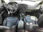 2018 Jeep Compass Limited с VIN 3C4NJDCBXJT190613, выставлен на аукционе Copart как лот 71236625 с пробегом Не указан миль и Списание • Salvage title. История ставок и продаж доступна на DreamBid. Изображение 8.