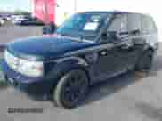 2007 Land Rover Range Rover Sport SC z VIN SALSH23427A983160, wystawiony jako IAAI lot #40561040 z przebiegiem Nie podano mil oraz . Historia ofert i sprzedaży dostępna na DreamBid. Obrazek 2.