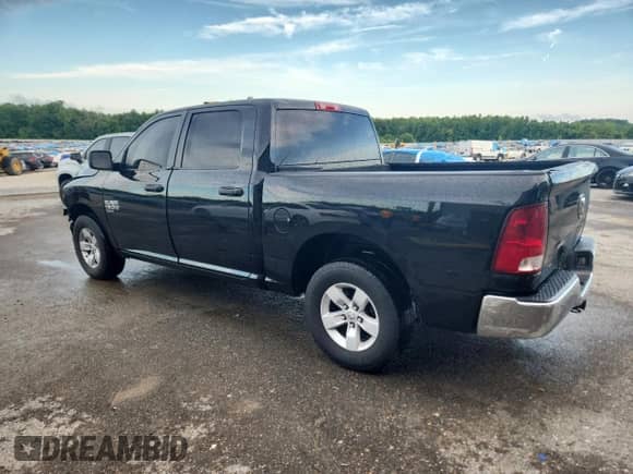 2019 Ram 1500 Express z VIN 3C6RR6KT0KG722940, wystawiony jako Copart lot #62215305 z przebiegiem 151 424 mil mil oraz Szkoda całkowita • Salvage title. Historia ofert i sprzedaży dostępna na DreamBid. Obrazek 2.