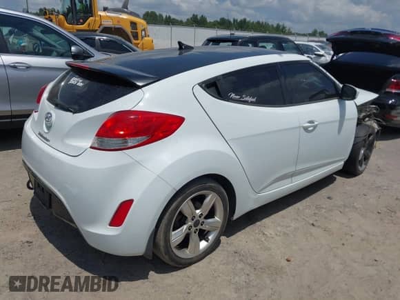 2014 Hyundai Veloster с VIN KMHTC6AD1EU194896, выставлен на аукционе IAAI как лот 42810645 с пробегом 155 819 миль миль и . История ставок и продаж доступна на DreamBid. Изображение 4.