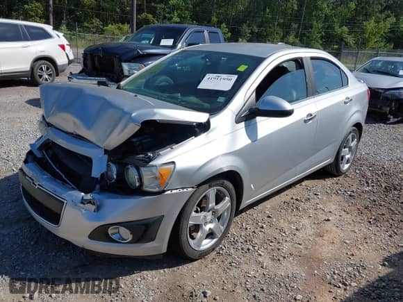 2016 Chevrolet Sonic LTZ с VIN 1G1JE5SB0G4137727, выставлен на аукционе IAAI как лот 41911950 с пробегом 96 752 миль миль и . История ставок и продаж доступна на DreamBid. Изображение 2.