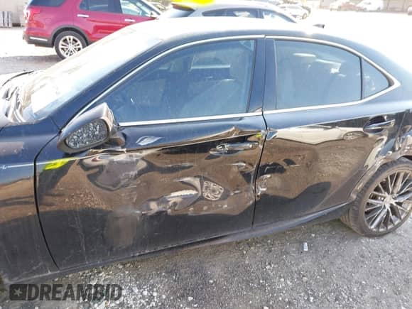 2014 Lexus IS 250 с VIN JTHBF1D23E5029414, выставлен на аукционе IAAI как лот 43268646 с пробегом 147 929 миль миль и . История ставок и продаж доступна на DreamBid. Изображение 6.