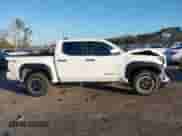2024 Toyota Tacoma SR5 with VIN 3TYLB5JNXRT041930, listed as a IAAI auction lot 41090783 with 1,237 mi miles and . Bid and sale history available at DreamBid. Image 13.