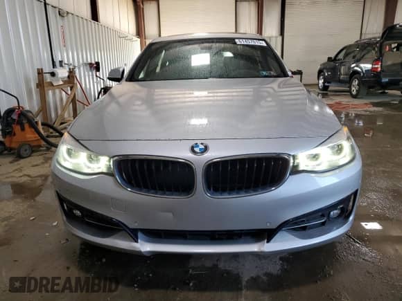2018 BMW 3 Series 330i xDrive с VIN WBA8Z9C52JG828741, выставлен на аукционе Copart как лот 61457015 с пробегом 87 064 миль миль и Списание • Salvage title. История ставок и продаж доступна на DreamBid. Изображение 5.