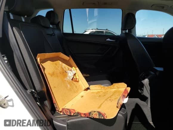 2021 Volkswagen Tiguan SE с VIN 3VV2B7AX3MM099019, выставлен на аукционе Copart как лот 86211405 с пробегом 126 436 миль миль и На запчасти • Non repairable. История ставок и продаж доступна на DreamBid. Изображение 10.