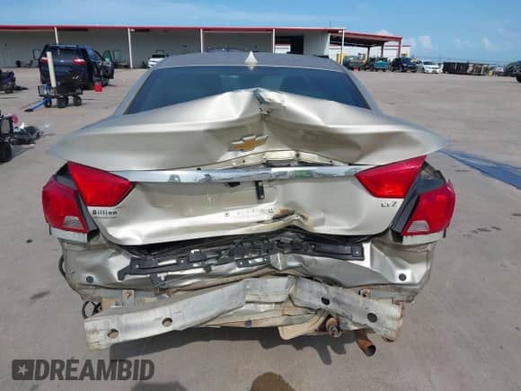2014 Chevrolet Impala LTZ with VIN 2G1145SL6E9217734, listed as a IAAI auction lot 42454621 with 109,437 mi miles and . Bid and sale history available at DreamBid. Image 6.