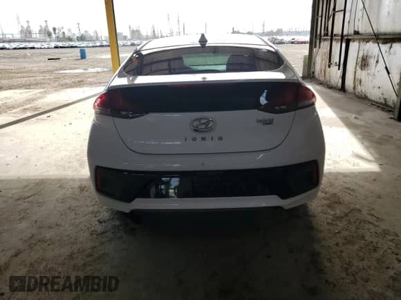 2018 Hyundai Ioniq Blue с VIN KMHC65LC0JU068058, выставлен на аукционе Copart как лот 70561415 с пробегом 217 713 миль миль и Чистый • Clean title. История ставок и продаж доступна на DreamBid. Изображение 6.