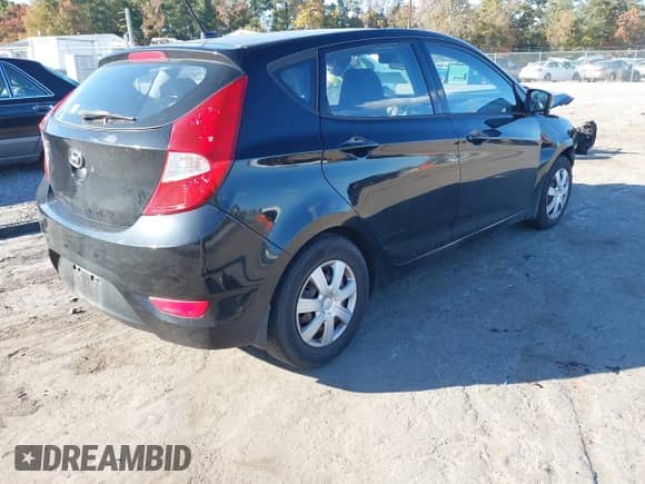 2012 Hyundai Accent GS с VIN KMHCT5AE6CU045643, выставлен на аукционе IAAI как лот 43526721 с пробегом 242 513 миль миль и . История ставок и продаж доступна на DreamBid. Изображение 4.