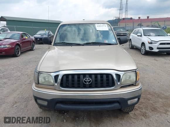 2001 Toyota Tacoma с VIN 5TEWN72N21Z812222, выставлен на аукционе IAAI как лот 42823574 с пробегом 229 136 миль миль и . История ставок и продаж доступна на DreamBid. Изображение 12.